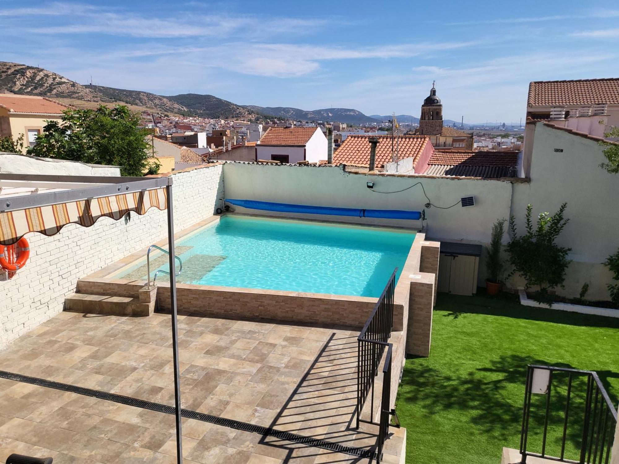 Casa Oasis Puertollano, Una Casa Rural En Puertollano, Agradable, Con Piscina En Zona Tranquila Екстер'єр фото