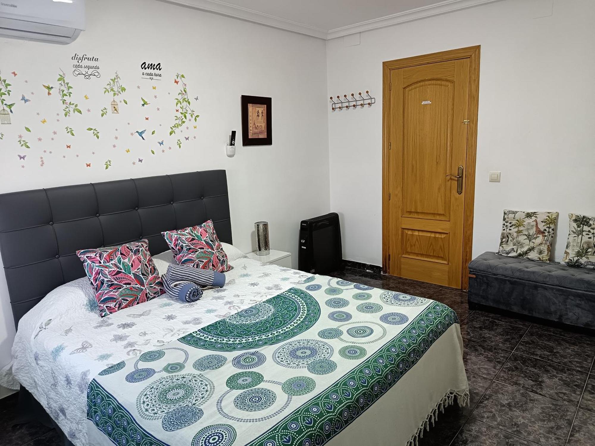 Casa Oasis Puertollano, Una Casa Rural En Puertollano, Agradable, Con Piscina En Zona Tranquila Екстер'єр фото